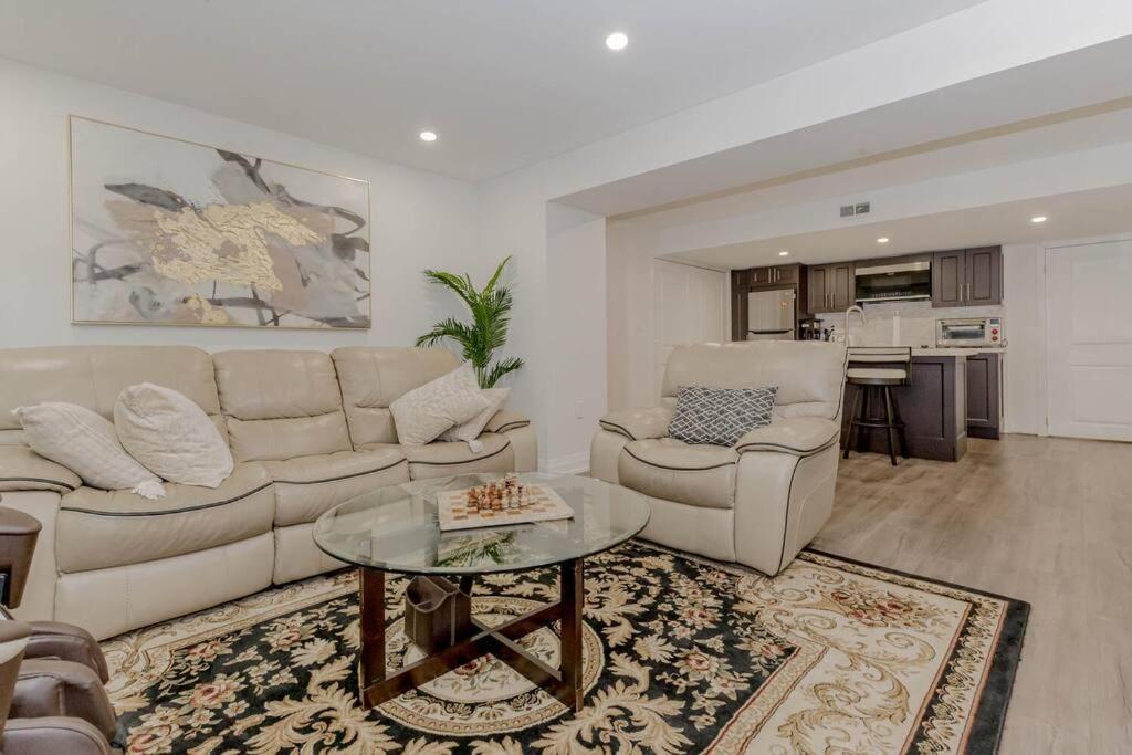 Luxury Basement Apartment In Oakville Zewnętrze zdjęcie